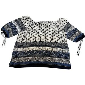 NAÏF Women's Top Plus Size 2X floral Pullover NWOT‎ Naif Flower Shirt Beautiful
